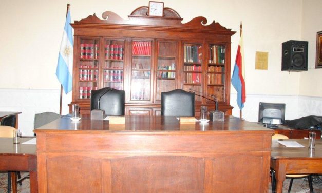 TRABAJADORAS MUNICIPALES de CURUZÚ CUATIÁ (Ctes.)