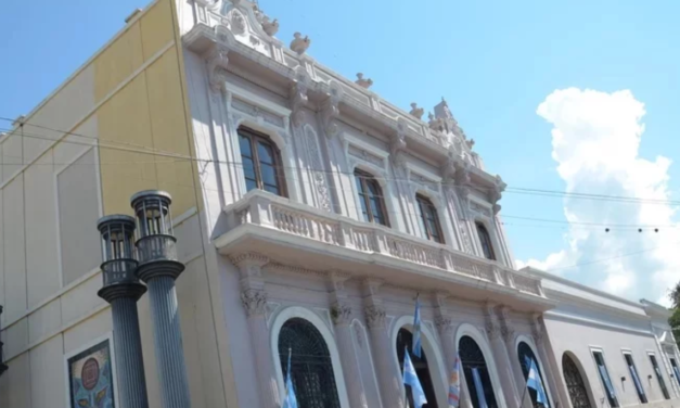 MUNICIPALES de la CIUDAD de CORRIENTES – AOEM –