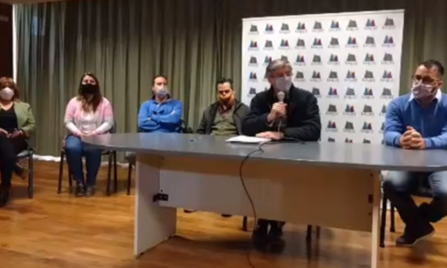 Esquel: sigue la toma en la Municipalidad y Ongarato pidió a sus empleados no ir a trabajar