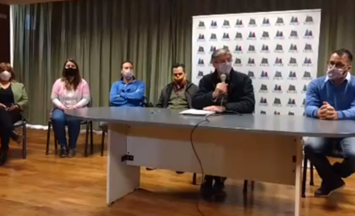 Esquel: sigue la toma en la Municipalidad y Ongarato pidió a sus empleados no ir a trabajar