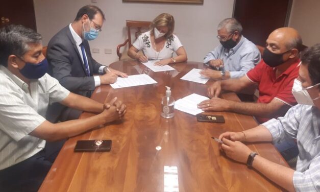 Empleados municipales recibirán un aumento del 10% y llegarán al 42% anual