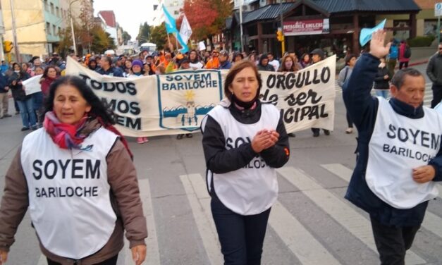 Gennuso firmó la resolución para otorgar 17.000 pesos a los municipales de Bariloche