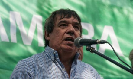 García: «Las paritarias se cumplen a medias porque la mayoría de los intendentes no muestran los papeles”