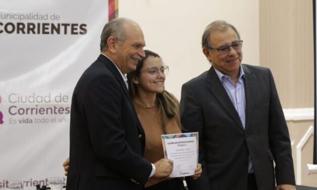 Por su labor y compromiso, se otorgaron distinciones a empleados municipales