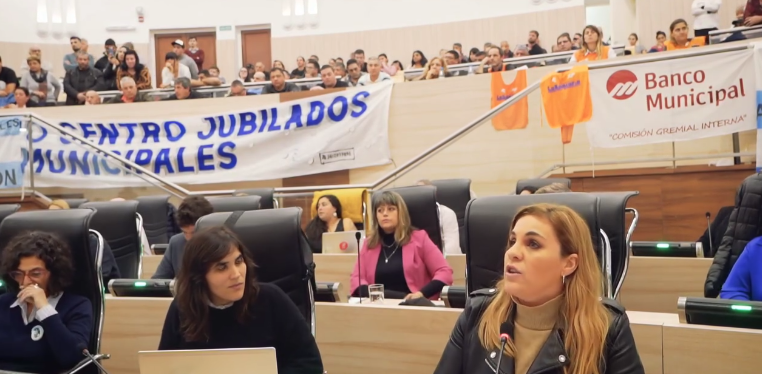 Te mostramos las imágenes de la histórica votación de la reforma de la Ordenanza de nuestra Cajas de Jubilaciones y Pensiones.