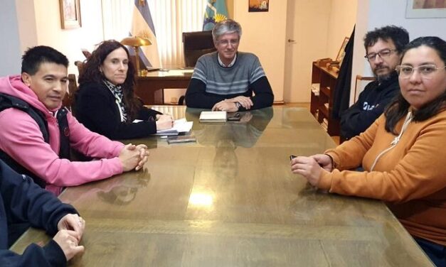 Cuarto intermedio en la negociación salarial de municipales en Esquel