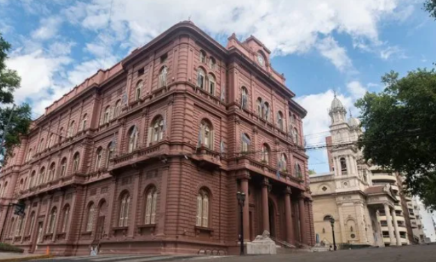 Arranca el paro municipal de 48 horas en Rosario: fuertes negociaciones para destrabarlo