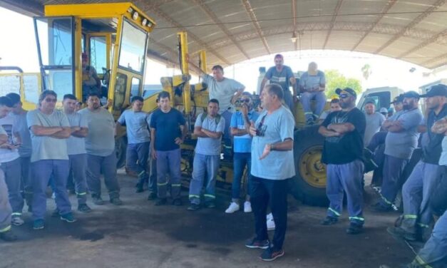 Municipales continúan con asamblea durante este miércoles