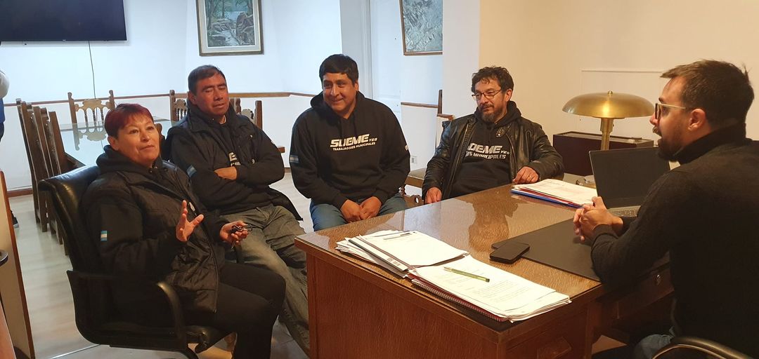 SOEME Y ZO LEVANTÓ LA ASAMBLEA TRAS LLEGAR A UN ACUERDO CON EL MUNICIPIO DE ESQUEL