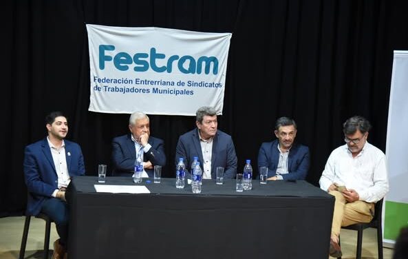 ACTO DE ENTREGA DE VIVIENDAS