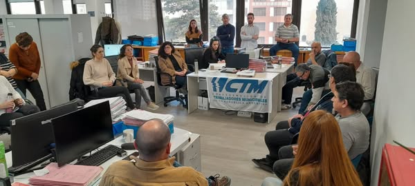 Reunión con trabajadores de Obras Particulares