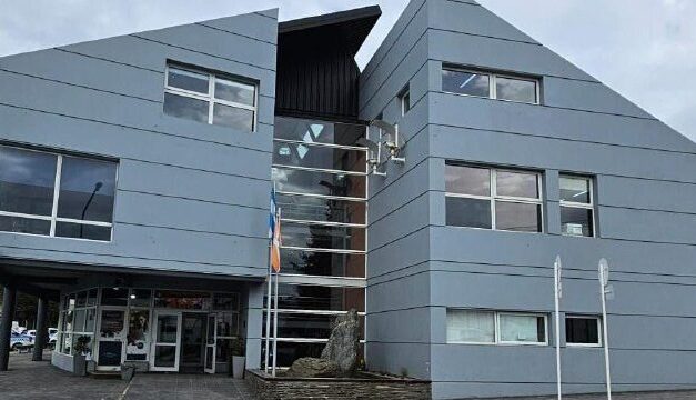 MUNICIPALES de USHUAIA (T del F) – ASEOM –