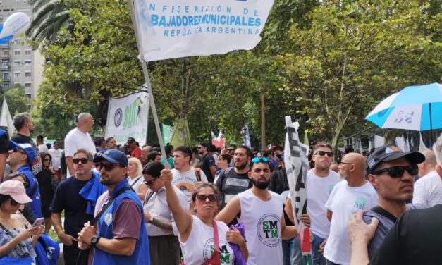 MARCHAMOS AL CONGRESO CONTRA LA REFORMA LABORAL