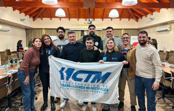 Hernán Doval acompañó a la delegación de la CTM en la presentación del informe sobre trabajadores y trabajadoras jóvenes en los servicios públicos de América Latina.
