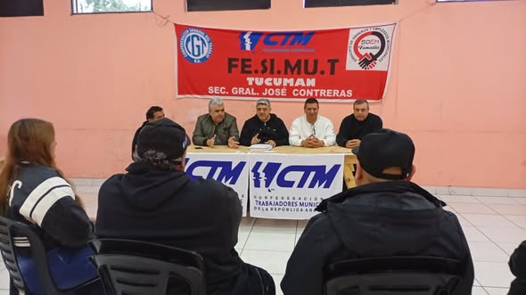 LOS TRABAJADORES UNIDOS Y ORGANIZADOS EN DEFENSA DE SUS DERECHOS