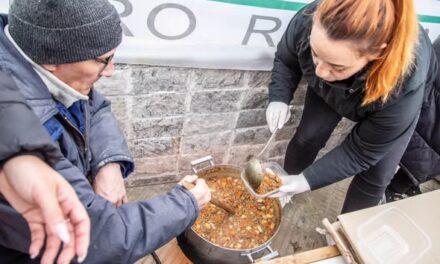 IMPORTANTE PARTICIPACIÓN EN EL PARO Y OLLA POPULAR