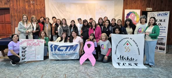 TRABAJADORAS MUNICIPALES PARTICIPARON DE UNA CHARLA SOBRE PREVENCIÓN DEL CÁNCER DE MAMA