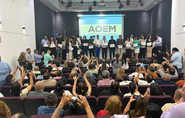 ASUNCIÓN DE AUTORIDADES DEL AOEM CORRIENTES